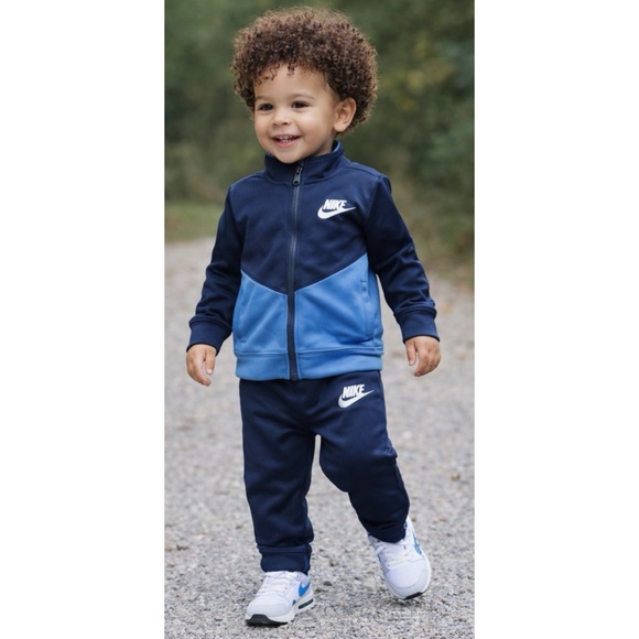 Nike Other - NIKE BABY BLUE JOGGING SUIT SIZE 12 MONTHS